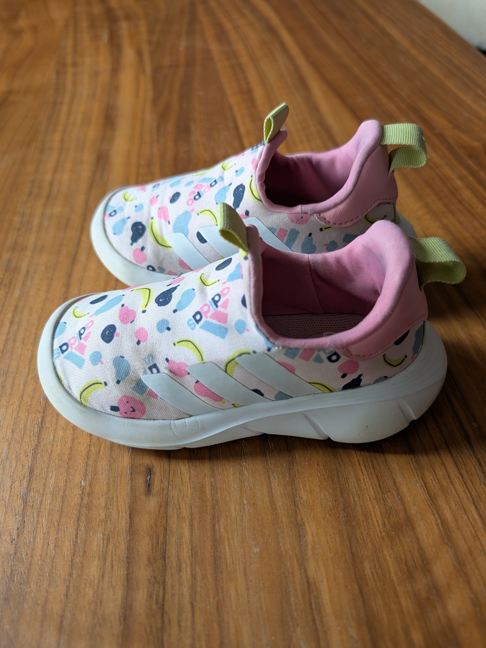 adidas MONOFIT Printed Sneakers Pink & White Like New